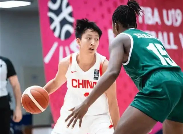 入选中国女篮集训队！邓雨婷自宣转校俄克拉荷马州立 上季不被重用|贝勒大学|奥本大学|俄克拉荷马州立大学|北京|大学_新浪体育_新浪新闻